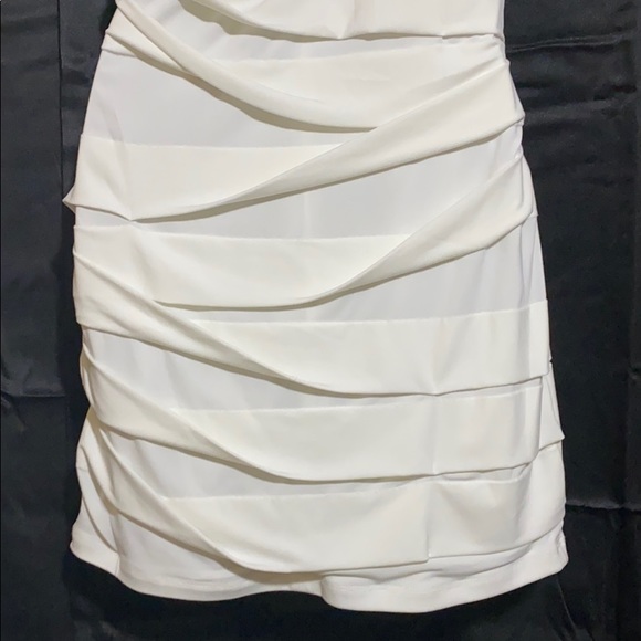 💕DRESS 💕 - Picture 6 of 9